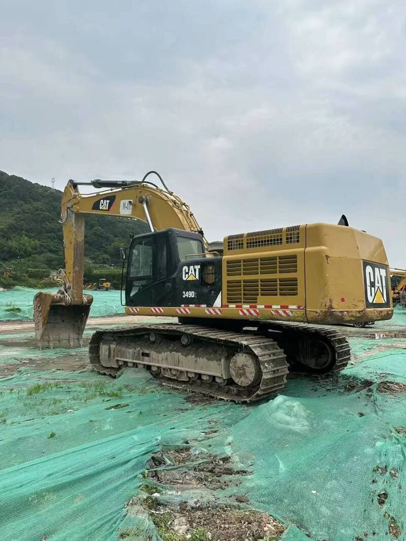 2019 year used CAT 349D2 excavator