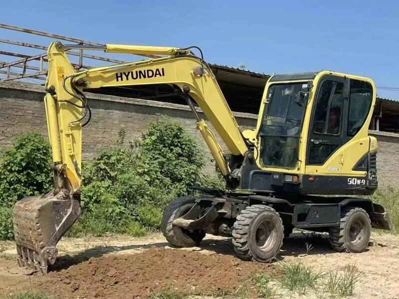 2011 year used hyundai 60w-9 wheel excavator