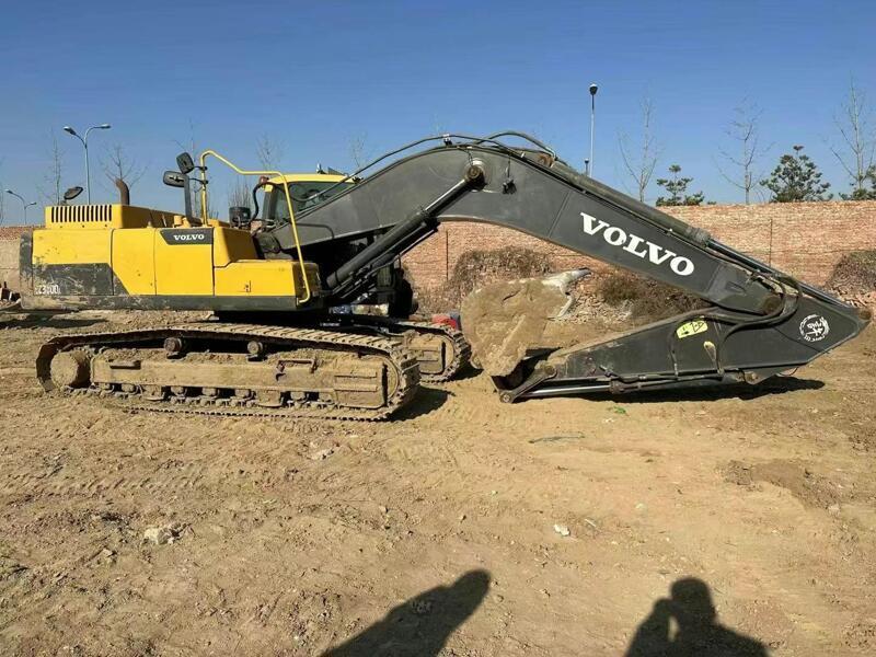 2019 year volvo EC300 used excavator