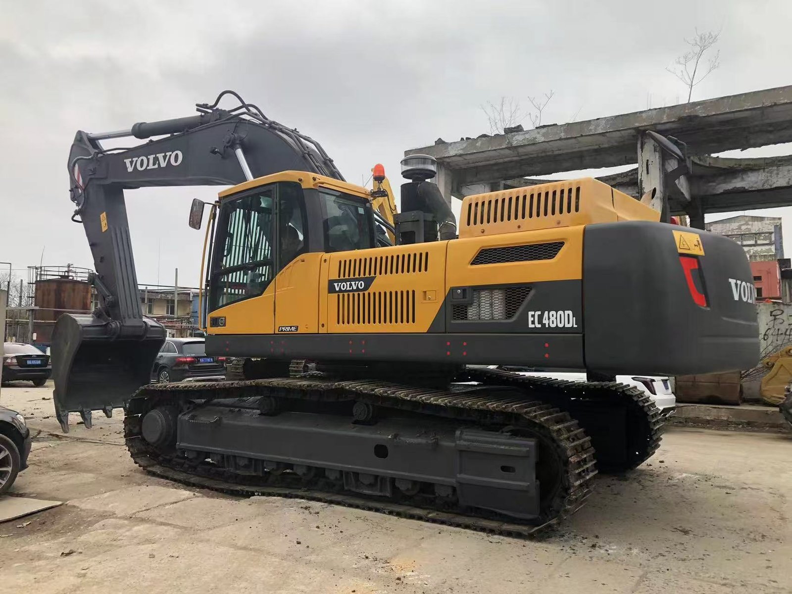 Used volvo EC480DL excavator