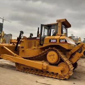 Used CAT D8R bulldozer