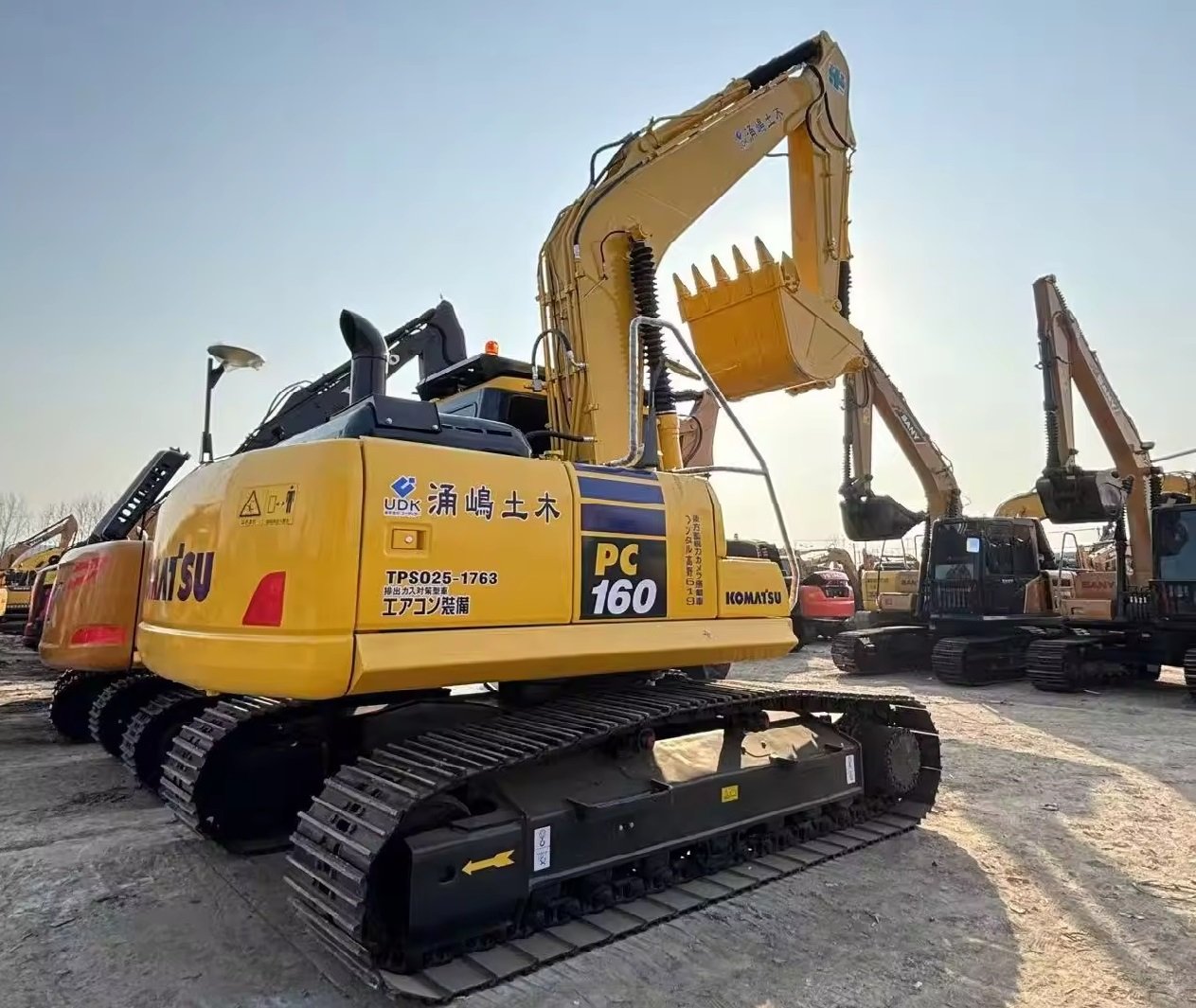 Used komatsu pc160-7 excavator
