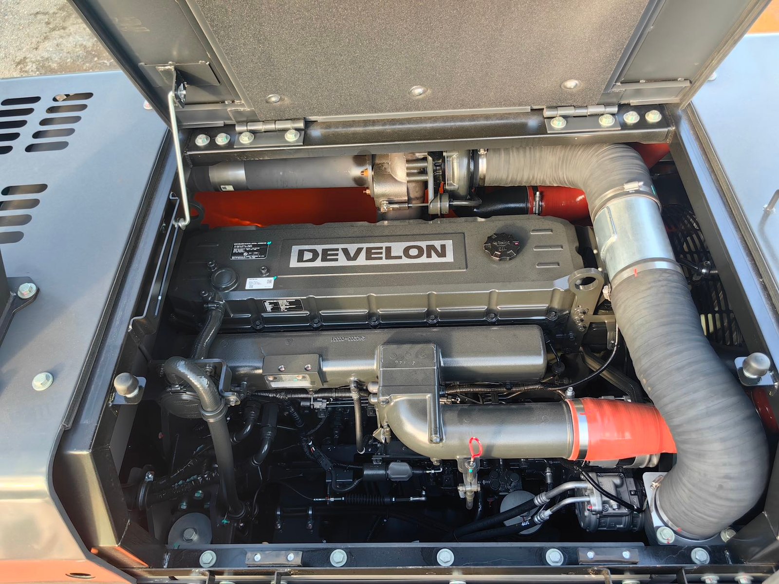 DEVELON DX360LCA excavator9